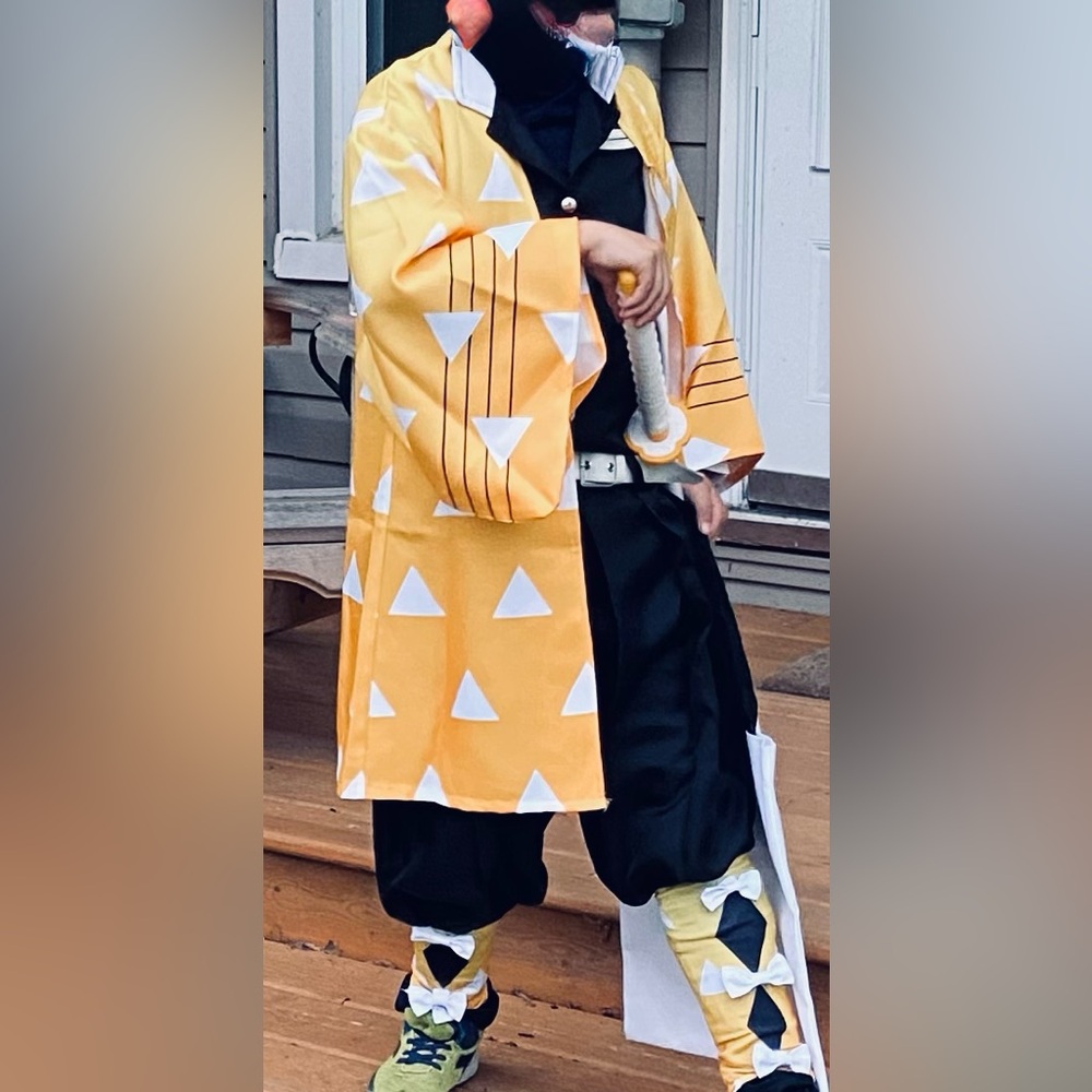 Zenistu costume from Demon Slayer -Yellow and Black Kimono with White Triangles
